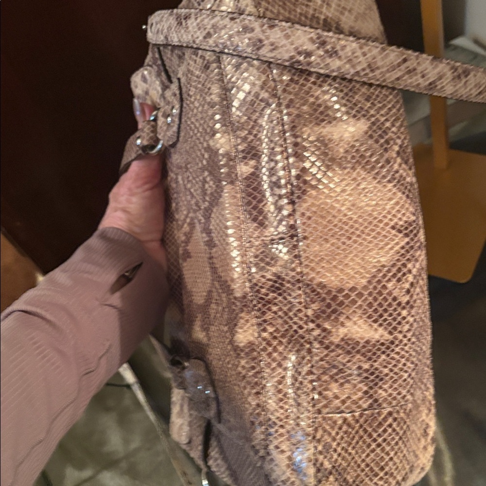 CoachCampbell exotic Beige Snakeskin embossed SatchelM1320-F27895 - Picture 4 of 9